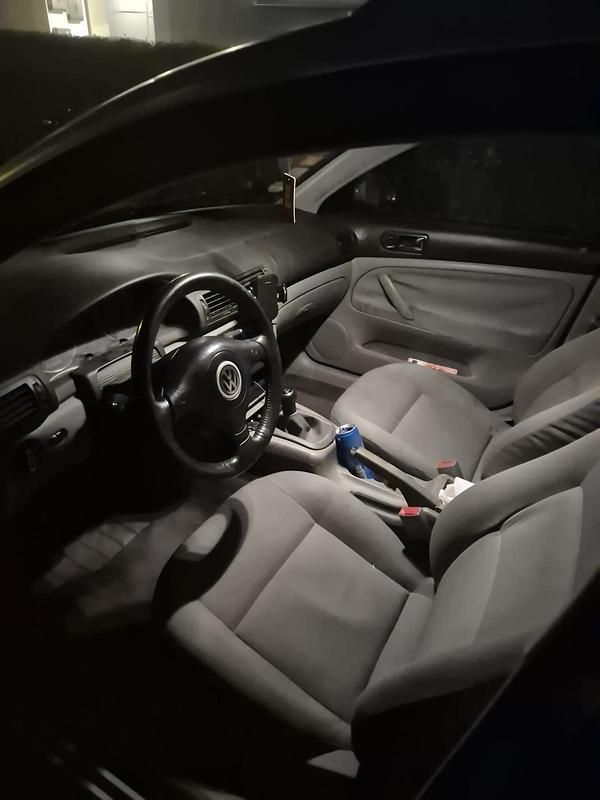 Gebraucht VW Passat 150 PS (110 kW) 2002 Silber Kombi