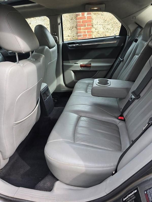 Second-hand Chrysler 300C 218 CP (160 kW) 2008 Gri Berlinǎ