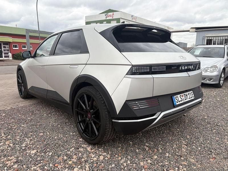 Gebraucht Hyundai Ioniq Basis 125 kW (170 PS) 2022 Gold Kleinwagen