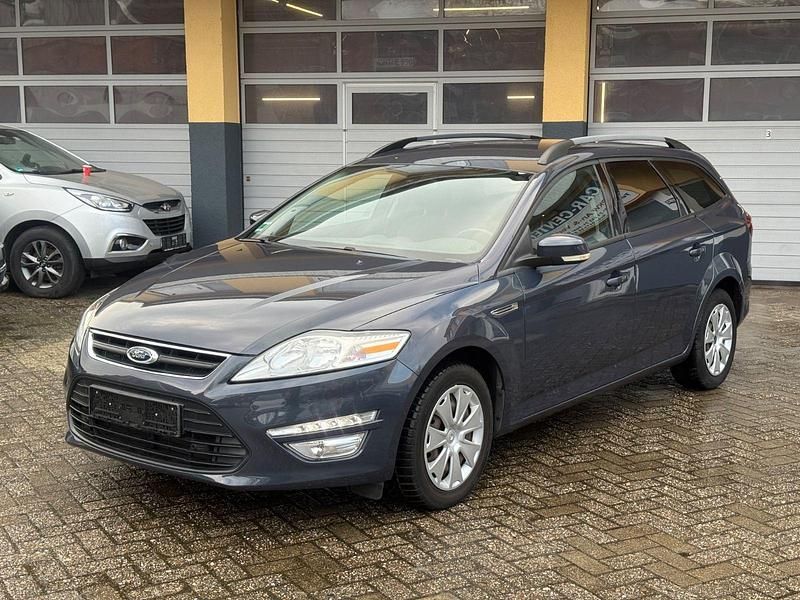 Gebraucht Ford Mondeo 116 PS (85 kW) 2011 Blau Kombi