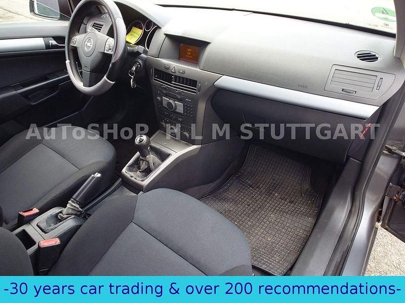 Gebraucht Opel Astra 105 PS (77 kW) 2005 Grau Limousine