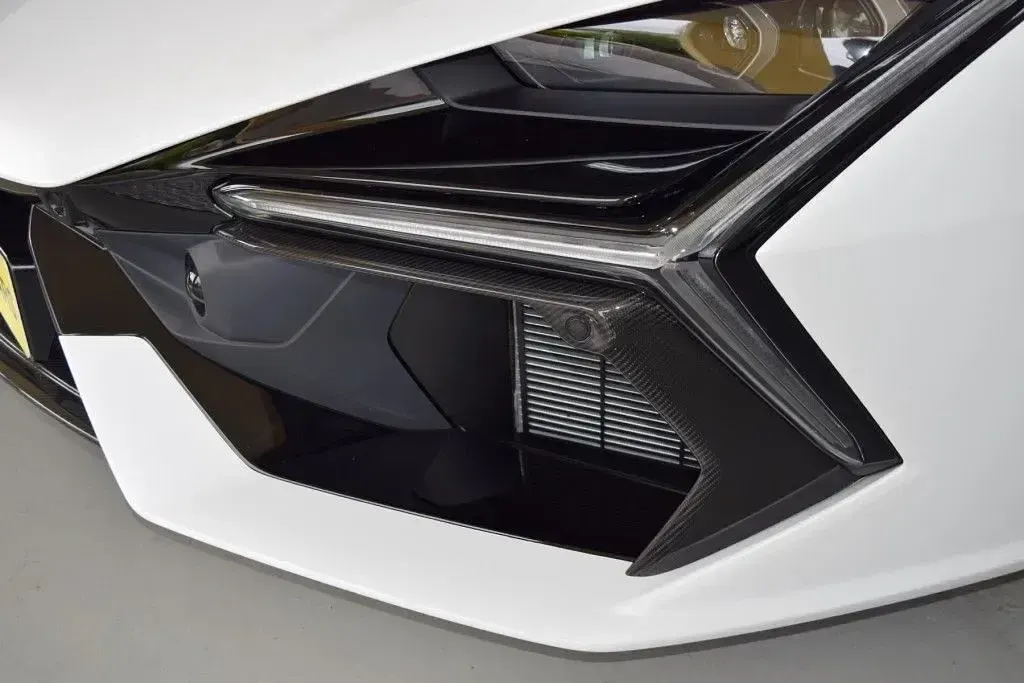 Neu Lamborghini Revuelto 1016 PS (747 kW) 2025 Bianco phanes  weiss matt Coupé