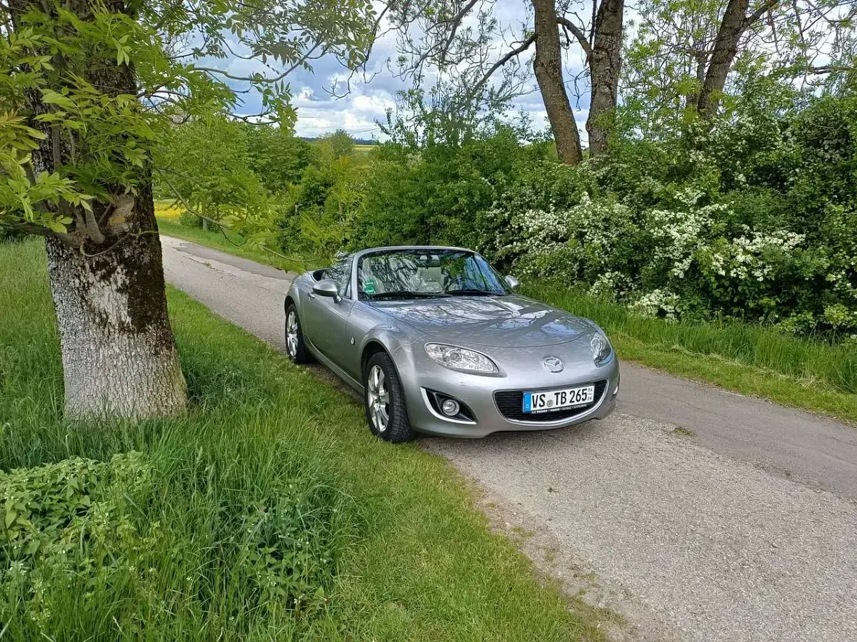 Gebraucht Mazda MX5 126 PS (92 kW) 2011 Silber Cabrio
