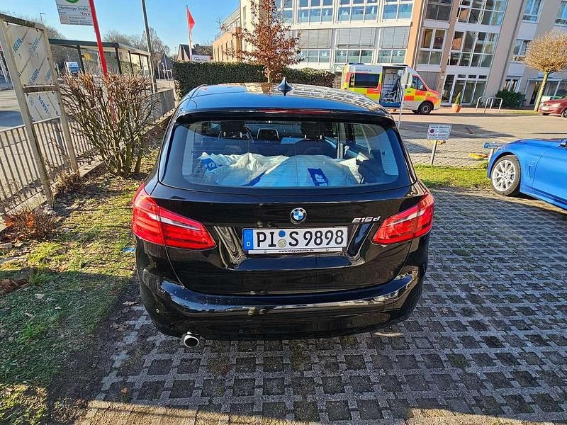 Gebraucht BMW 216 116 PS (85 kW) 2015 Schwarz Kombi