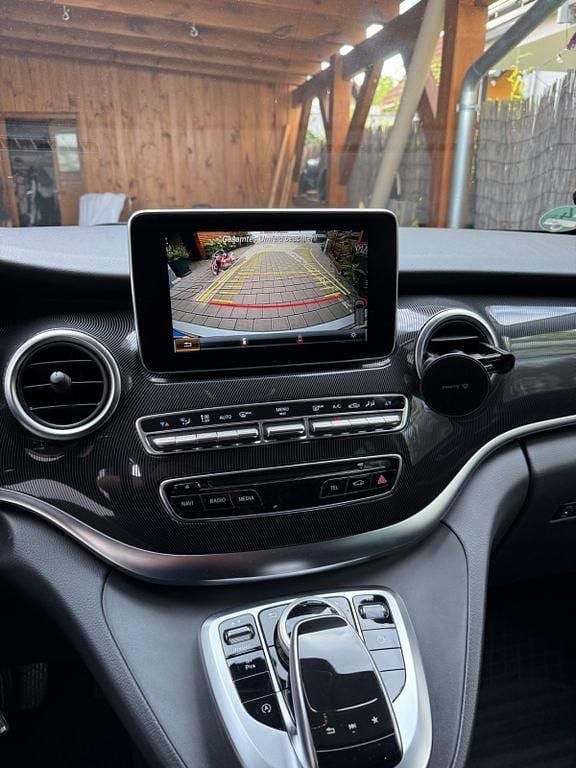 Gebraucht Mercedes V250 190 PS (139 kW) 2019 Silber Van / Kleinbus