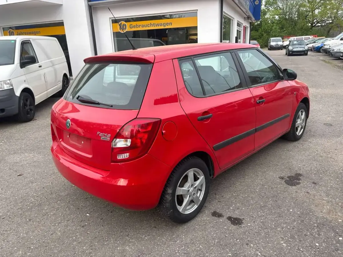 Gebraucht Skoda Fabia Classic 69 PS (50 kW) 2011 Corridarot Kleinwagen