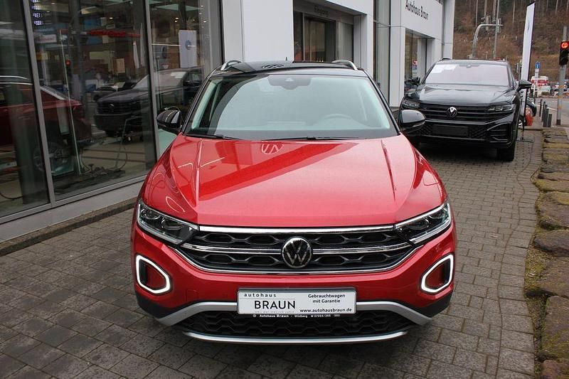 Gebraucht VW T-Roc Style 150 PS (110 kW) 2022 Rot SUV