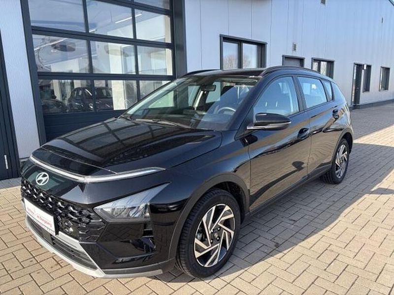 Gebraucht Hyundai Bayon Trend 101 PS (74 kW) 2024 Schwarz SUV