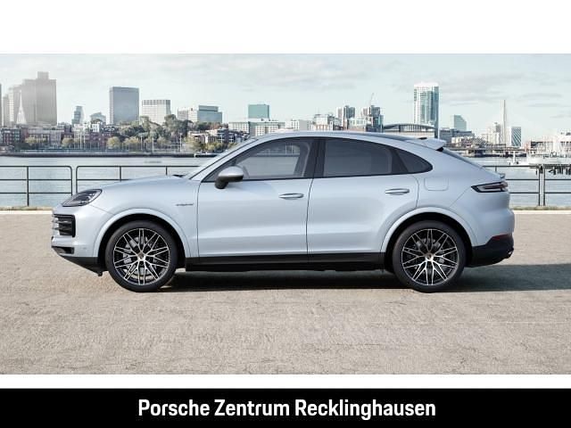 Gebraucht Porsche Cayenne 470 PS (345 kW) 2024 Silber SUV