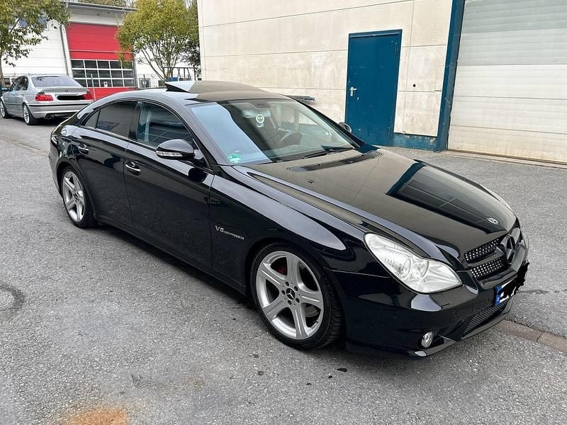 Schwarz Gebraucht 2006 Mercedes CLS500 AMG Limousine | 10.900 € (Superpreis) - Bild 1/4