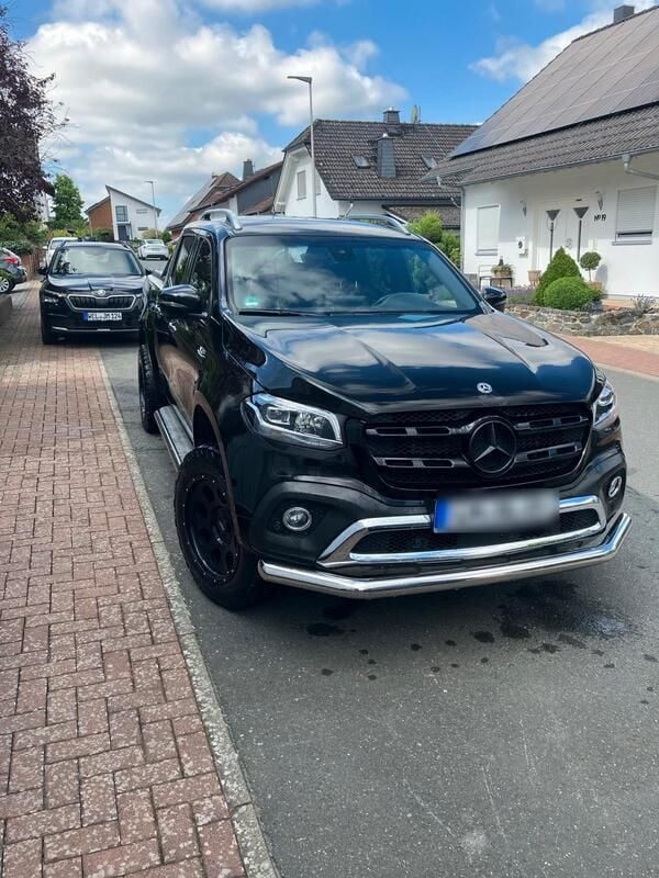 Gebraucht 2020 Mercedes X350 Abholung | 51.000 € - Bild 1/4