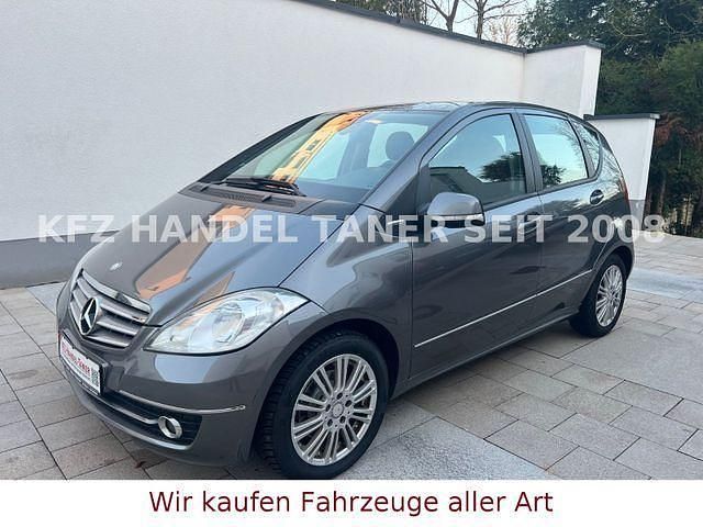 Grau Gebraucht 2009 Mercedes A180 Elegance Kleinwagen | 3.900 € (Fairer Preis) - Bild 1/4