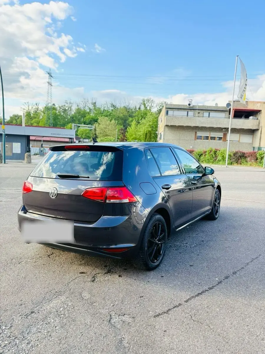 Gebraucht VW Golf VII 110 PS (80 kW) 2016 Schwarz Kombi
