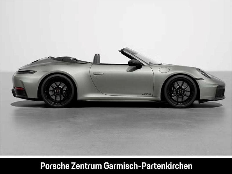 Neu Porsche 911 541 PS (397 kW) 2026 Grün Cabrio