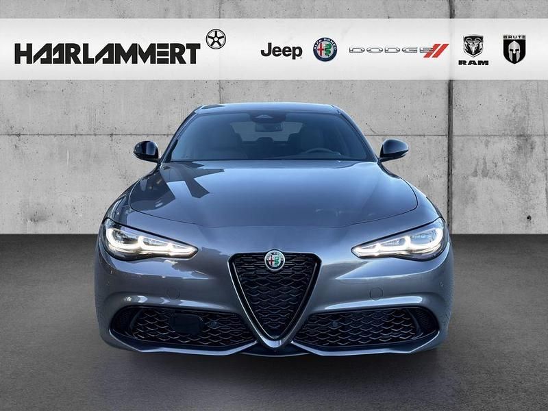 Neu Alfa Romeo Giulia Veloce 280 PS (205 kW) 2025 Grau Limousine