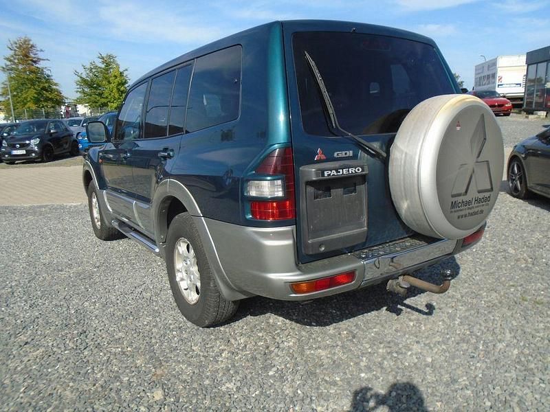 Gebraucht Mitsubishi Pajero Elegance 203 PS (149 kW) 2002 Blau SUV