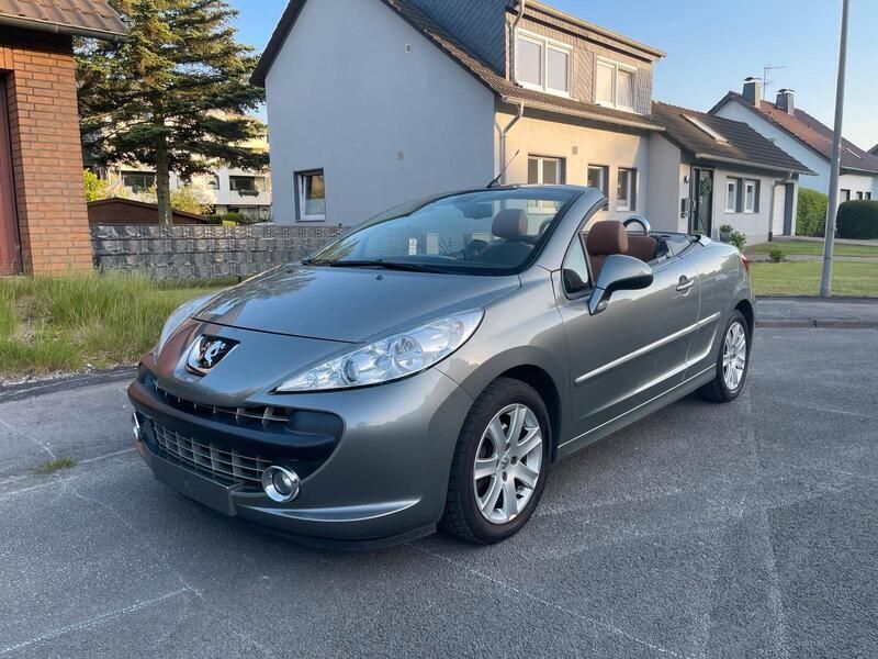 Grau Gebraucht 2008 Peugeot 207 CC Cabrio | 1.800 € (Guter Preis) - Bild 1/4