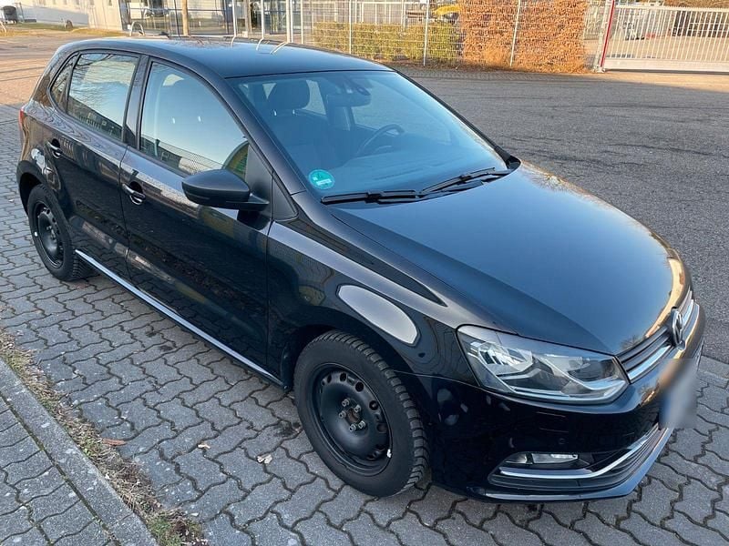 Gebraucht VW Polo Highline 90 PS (66 kW) 2015 Schwarz Limousine
