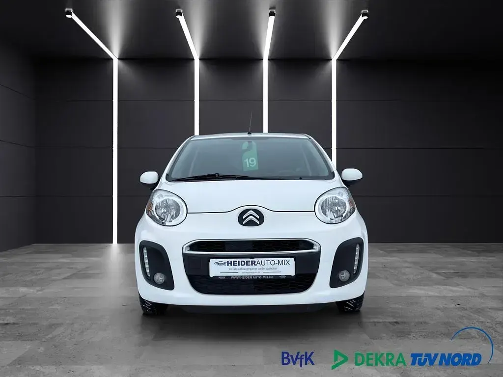 Gebraucht Citroën C1 Tendance 68 PS (50 kW) 2012 Weiß Kleinwagen
