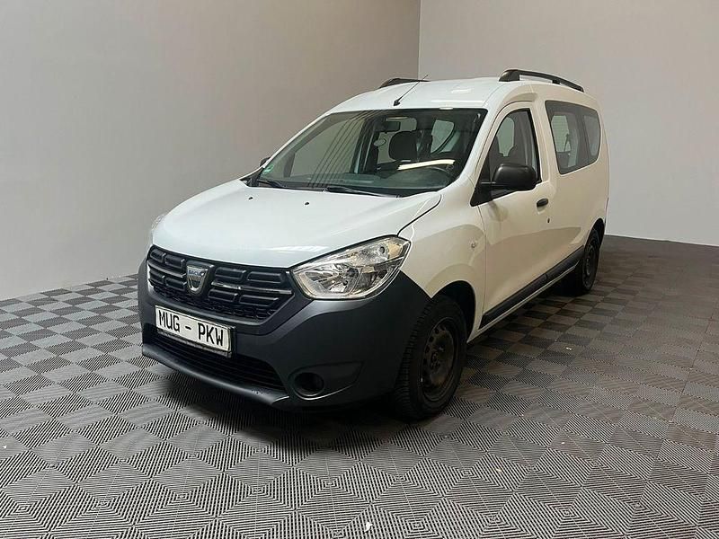 Gebraucht Dacia Dokker 102 PS (75 kW) 2020 Weiß Van / Kleinbus