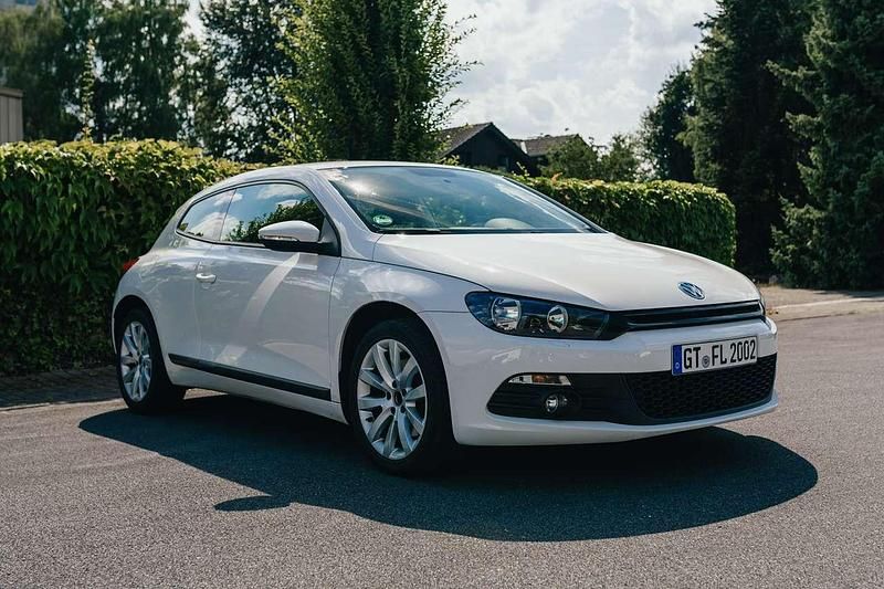 Weiß Gebraucht 2010 VW Scirocco Coupé | 6.700 € (Fairer Preis) - Bild 1/4