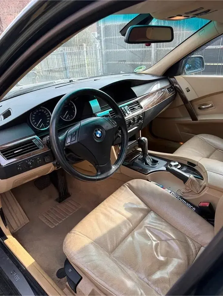 Gebraucht BMW 525 218 PS (160 kW) 2005 Grün Limousine