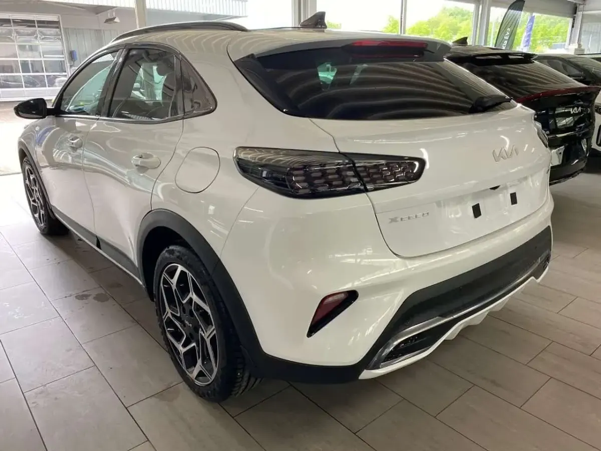 Neu Kia XCeed GT-Line 140 PS (102 kW) 2025 Weiß SUV