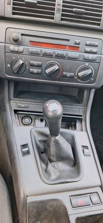 Gebraucht BMW 316 116 PS (85 kW) 2003 Schwarz Limousine