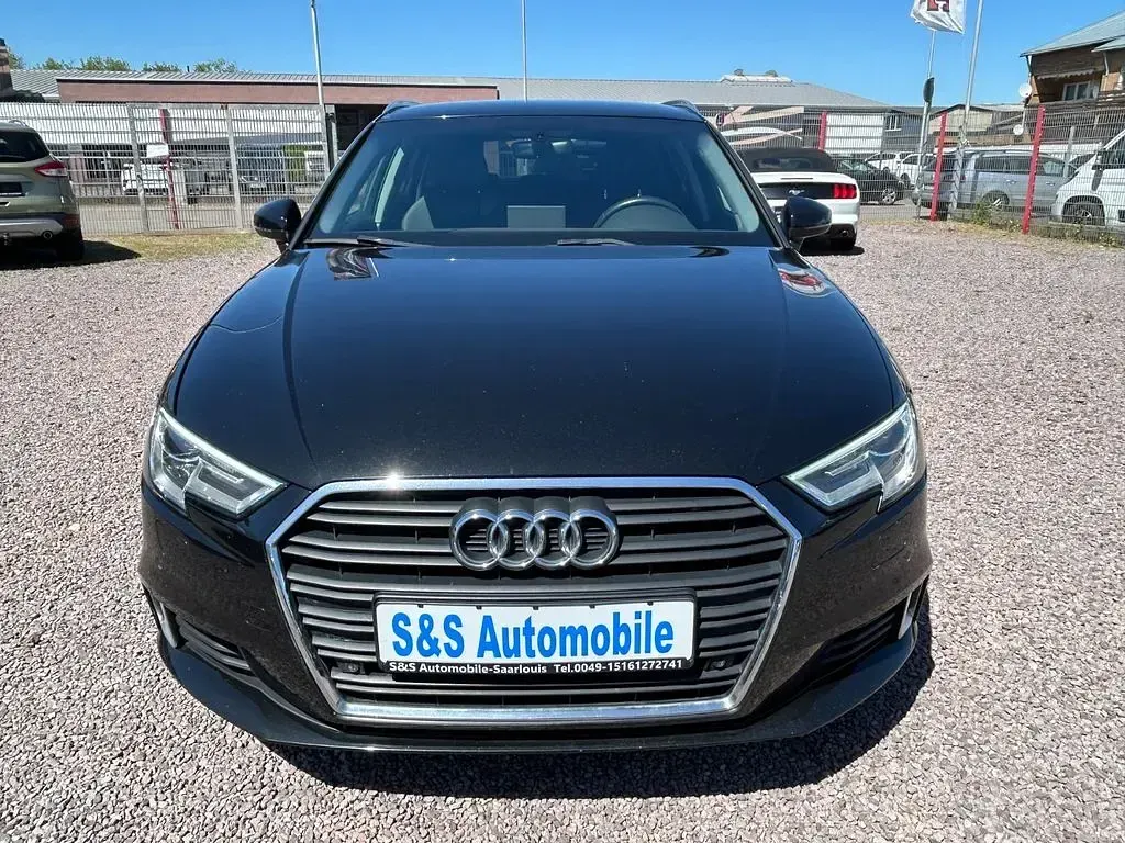 Second-hand Audi A3 Sport 150 CP (110 kW) 2018 Negru Berlinǎ