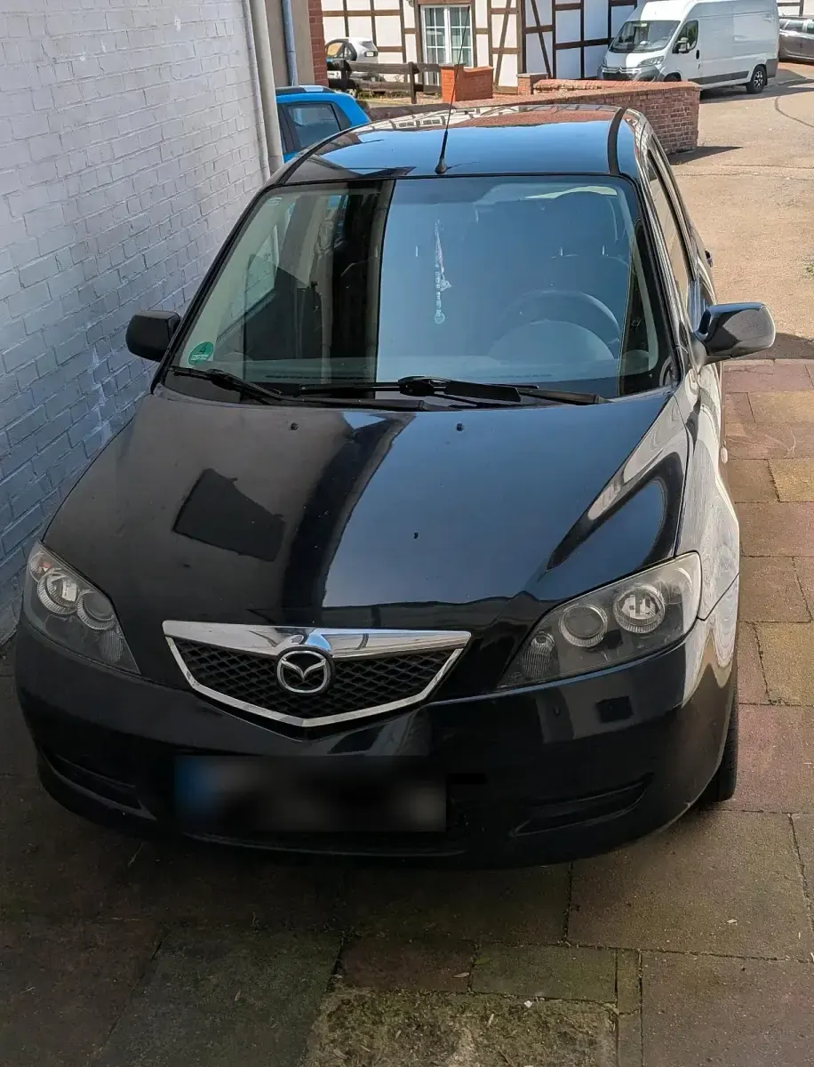 Gebraucht Mazda 2 Active 80 PS (58 kW) 2007 Schwarz Kleinwagen