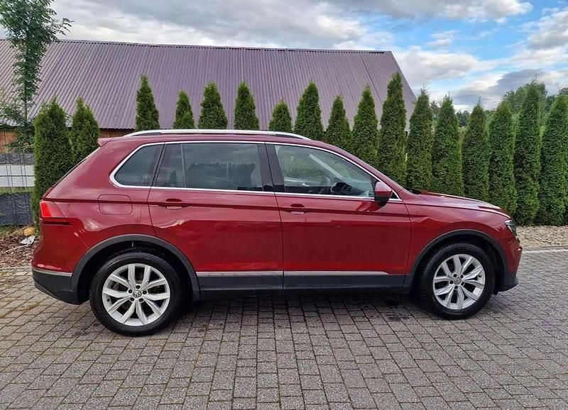 Rot Gebraucht 2017 VW Tiguan SUV | 18.000 € (Guter Preis) - Bild 1/4