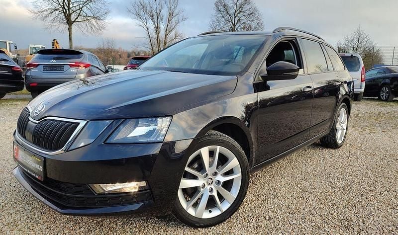 Cerna magic/black magic Gebraucht 2017 Skoda Octavia Drive Kombi | 11.900 € (Guter Preis) - Bild 1/4
