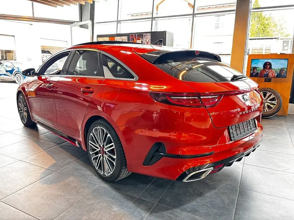 Gebraucht Kia ProCeed GT GT 204 PS (150 kW) 2020 Orange Kleinwagen