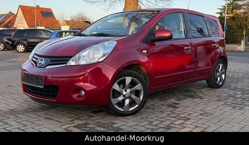 Gebraucht Nissan Note I-Way 88 PS (64 kW) 2011 Rot Limousine