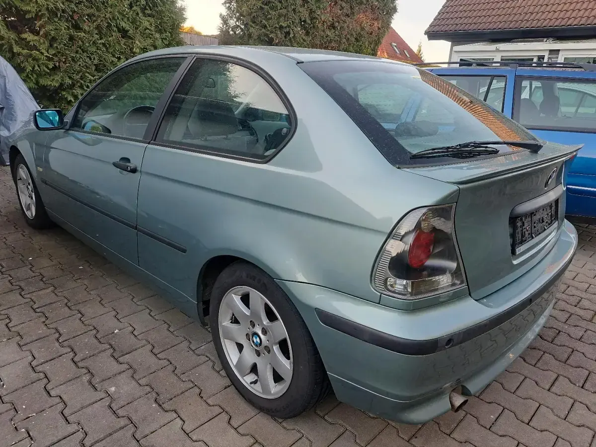 Gebraucht BMW 316 Compact 116 PS (85 kW) 2003 Andere farben Kleinwagen