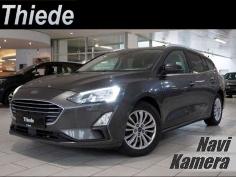 Grau Gebraucht 2022 Ford Focus Titanium X Kombi | 16.690 € (Superpreis) - Bild 1/3