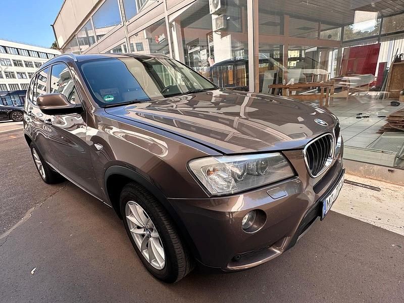 Braun Gebraucht 2010 BMW X3 SUV | 7.700 € (Etwas zu teuer) - Bild 1/4
