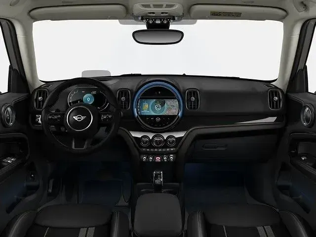 Gebraucht Mini Cooper S Countryman Essential 178 PS (130 kW) 2023 Melting silver iii metall SUV
