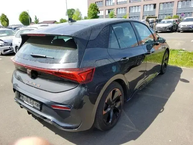 Gebraucht Cupra Born 169 kW (231 PS) 2023 Grau Kleinwagen