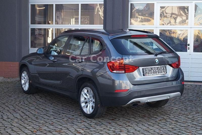 Gebraucht BMW X1 150 PS (110 kW) 2015 Grau SUV