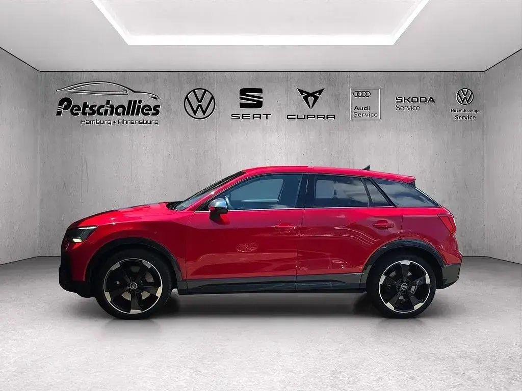 Gebraucht Audi SQ2 Sport 300 PS (220 kW) 2022 Rot SUV