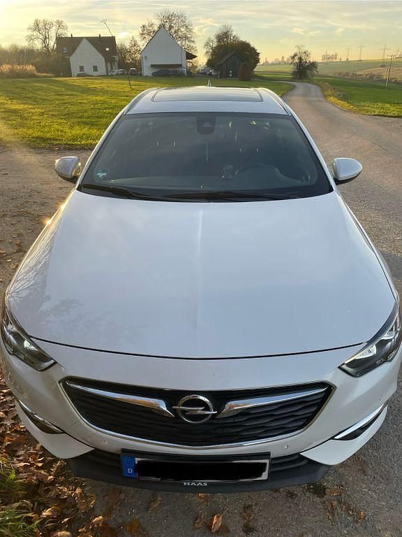 Gebraucht Opel Insignia Innovation 175 PS (128 kW) 2019 Weiß Kombi