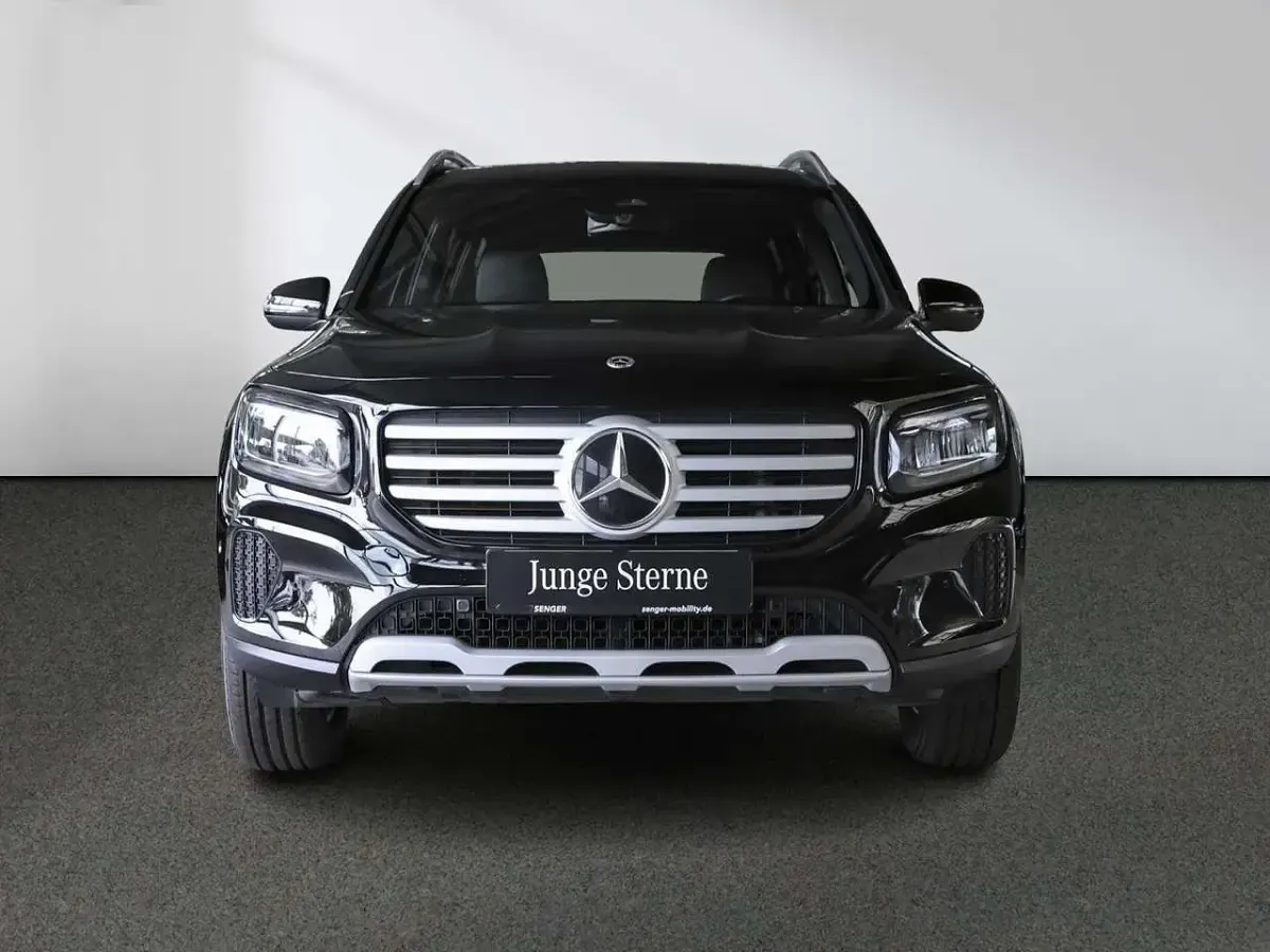 Gebraucht Mercedes GLB200 Advanced 163 PS (119 kW) 2025 Schwarz SUV