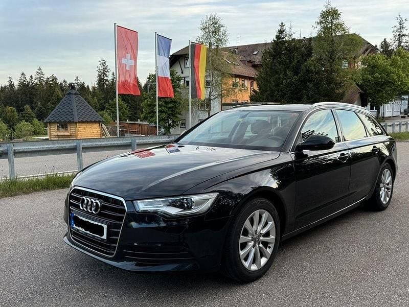 Schwarz Gebraucht 2013 Audi A6 Kombi | 9.600 € (Guter Preis) - Bild 1/4
