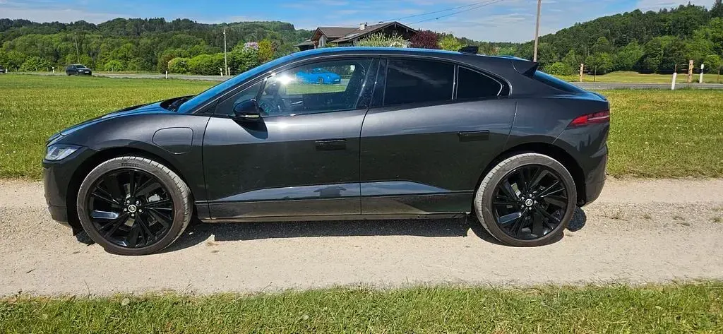 Käytetty Jaguar I-Pace R-Dynamic 294 kW (400 HP) 2023 Musta Katumaasturi