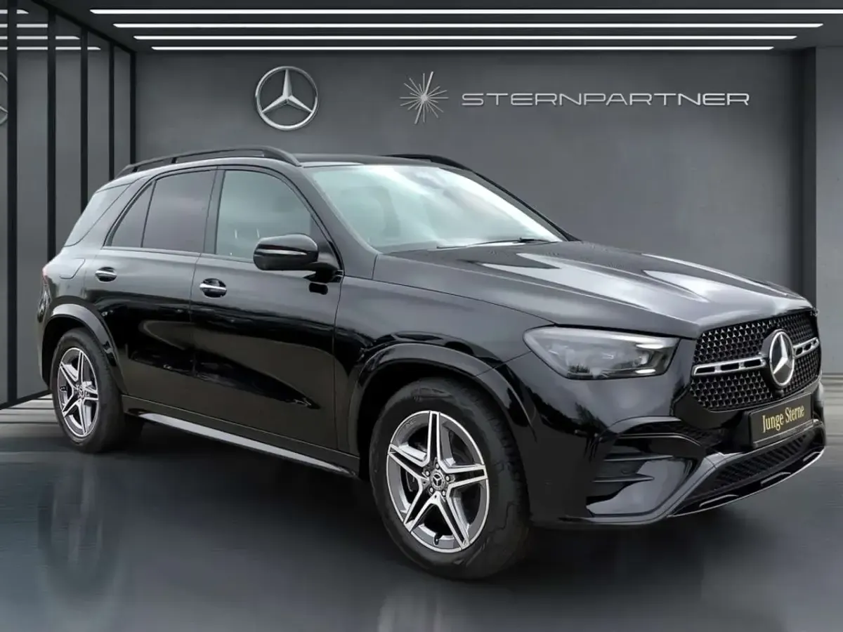 Gebraucht Mercedes GLE350 AMG 197 PS (144 kW) 2024 Schwarz SUV