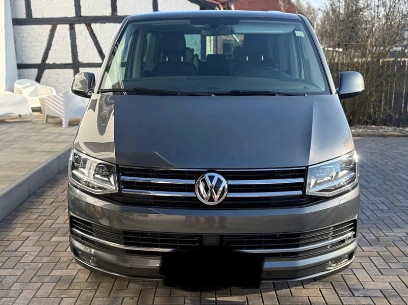 Gebraucht VW Multivan Highline 199 PS (146 kW) 2019 Grau Van