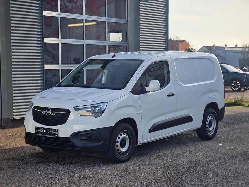 Gebraucht Opel Combo Edition 102 PS (75 kW) 2022 Weiß Van / Kleinbus