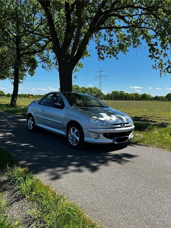 Gebraucht 2004 Peugeot 206 CC Cabrio | 1.000 € (Guter Preis) - Bild 1/4