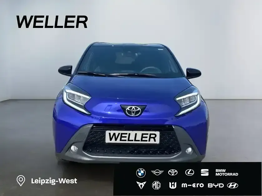 Gebraucht Toyota Aygo 72 PS (52 kW) 2023 Juniper blue / dach black mica (blau) Kleinwagen